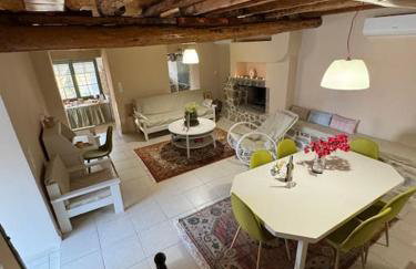 Traditional maisonette just 15' from Kalamata - Foto 1