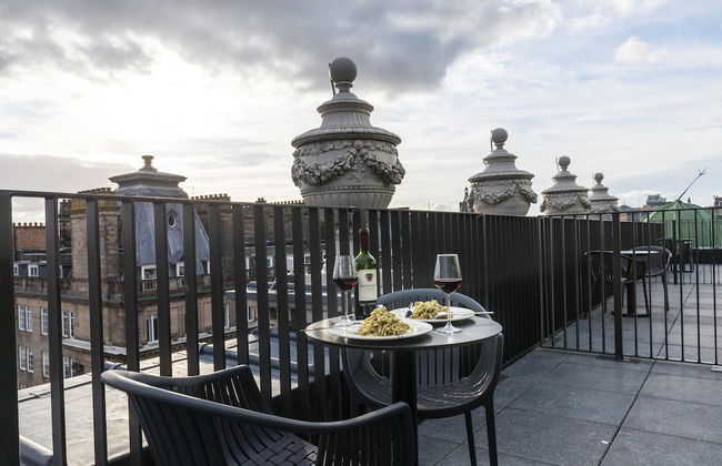 Native Glasgow - Photo 63