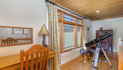 Fireside Retreat Hot Tub, Game Area, Fire Pit & Mountaintop Views! - Foto 5