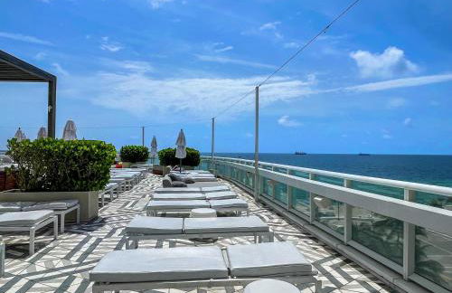 Luxury Corner 1 BR W Residence with Fantastic Intercoastal Views, Pool & Hot tub - Foto 22