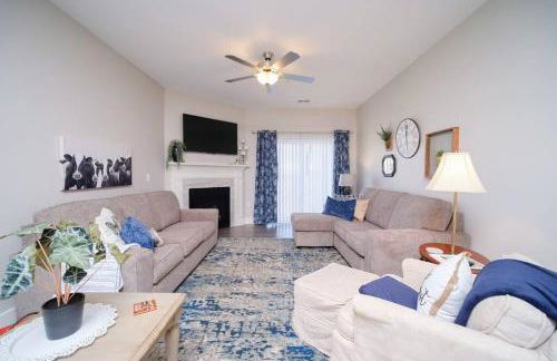 Main Floor Cozy 2 Bedroom Condo in Bettendorf - Photo 5