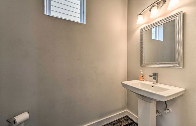 Brand New 3 Story Modern Home - Foto 14