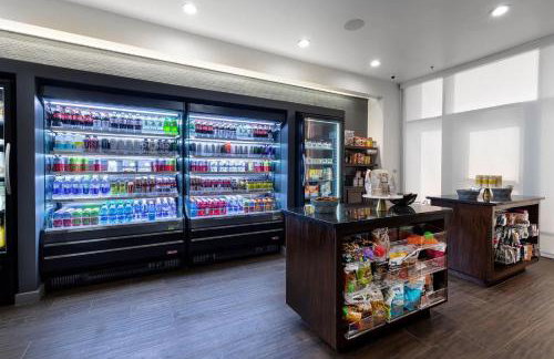 Landing Stylish 1BD Yoga Studio Gym - Photo 17