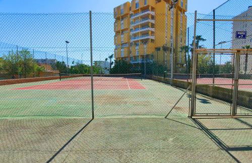 Global Properties, Practico apartamento con piscina en Residencial Brezo Canet - Foto 38