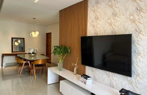 Belíssima casa próximo ao altodromo e flamboyant - Foto 11