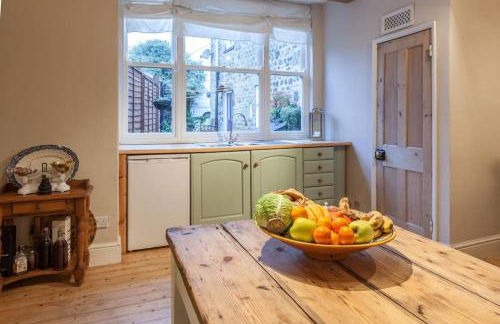 Number 29, a Grade two listed house in Masham - Foto 6