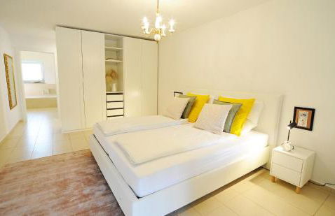 160qm Wohnung mit Balkon nahe Salzburg - Freilassing 2 Schlafzimmer, 2 Bäder - Foto 15