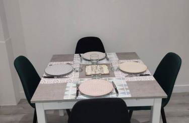 Grand studio refait à neuf centre-ville - Foto 2