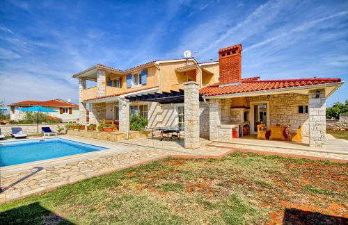 Charming villa Oliva with 4 bedrooms near the wonderful village of Fazana - Foto 6
