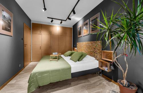Muranów 14th Floor Apt - 62m2, Parking, Balcony - by Rentujemy - Foto 14