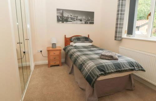 Cherry Garth - Photo 7