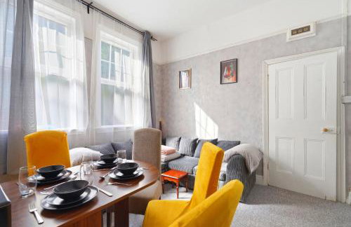 Large 7-Bed House Sleeps 14 FREE Parking ,Contractors & Groups Welcome - Foto 17