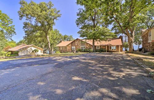 Grand Lake Views and Fire Pit Monkey Island Home! - Foto 25