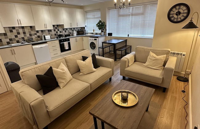 Charming 2-bed Apartment in Danbury, Essex - Foto 18