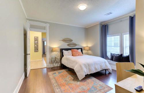Spacious 3BR Midtown Home - Sleeps 7 - Walkable to Dining & Attractions - Easy Access to Downtown - Foto 9