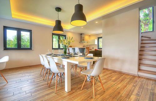 Villa Onyx for 12 people near Porec with 65 private pool and jacuzzi - Photo 25