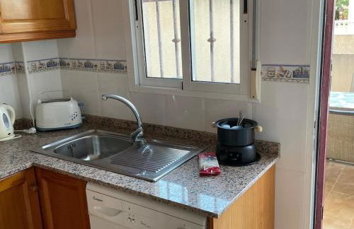 Oasis en la playa con piscina - Foto 42