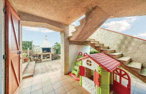 Awesome Apartment In Porto Alabe - Foto 5