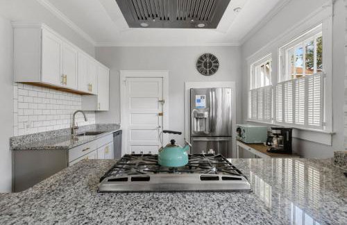 Cottontown 3BR - Mins to USC - Foto 16