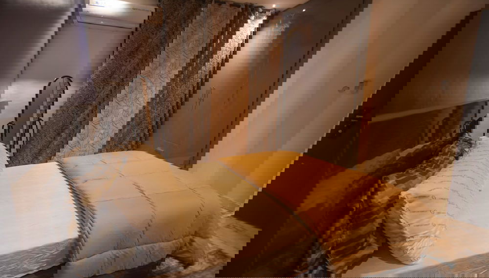 Luxury two Bedroom, Fully Furnished, Wifi and tv - Foto 1, Habitación