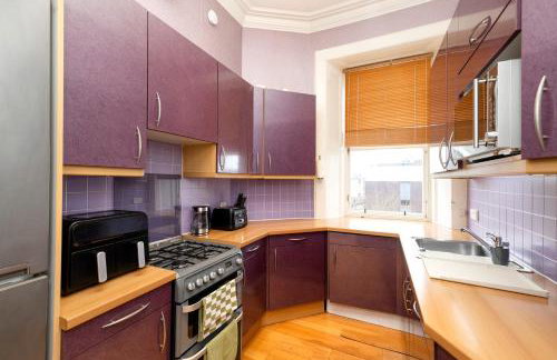JOIVY 5 Bedroom Apt Near Meadows & George Square - Foto 28