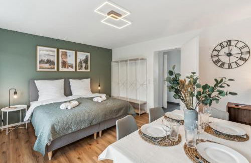 Modernes 6-Betten-Apartment mit Balkon und Parkplatz - zentrale Lage - Foto 1