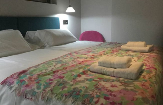 Sevilla Alquila Amplios Apartamentos Duplex en San Bernardo - Foto 5