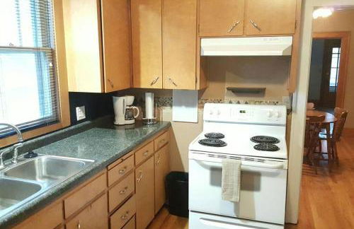 Home near Zoo/College World Series/Downtown - Foto 9