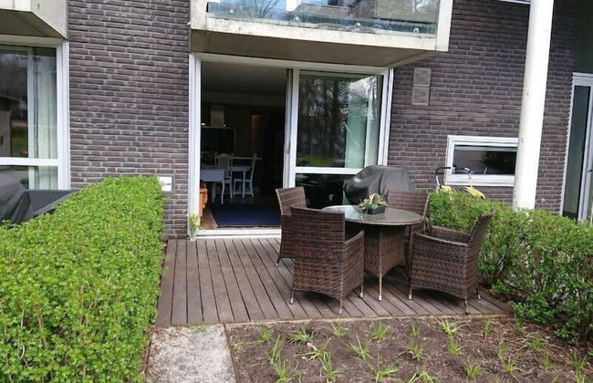 StayPlus Apt in Trendy Area Balcony - Foto 15