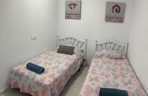 Orange Apartments - Photo 41