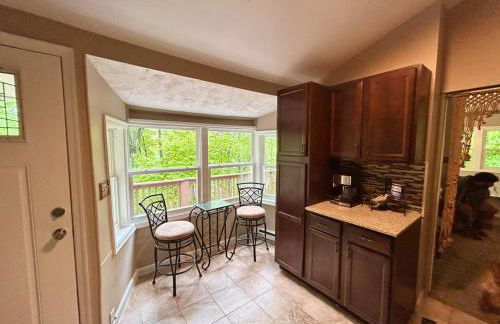 The Nest, 4BR Treetop Cabin - Foto 6