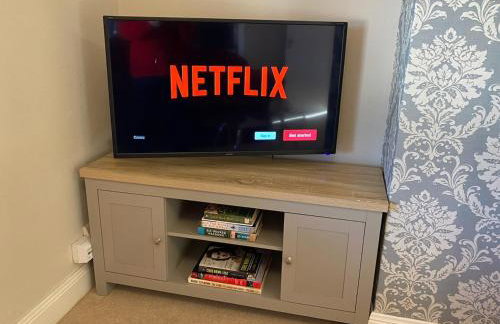 Bedford Contractor Base Sleeps 3 Secure Van Parking Fast WiFi - Foto 46