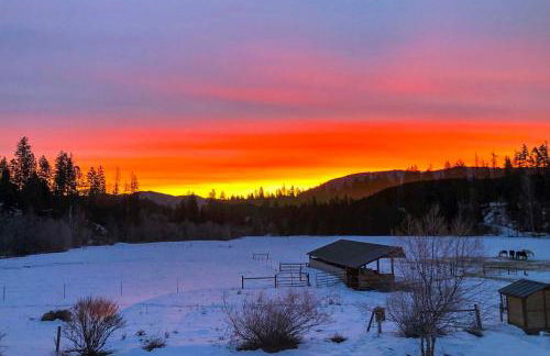 Rural Kettle Falls Bunkhouse with Airstrip and Trails! - Foto 32