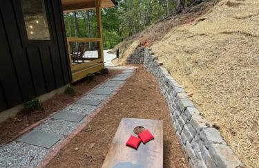 The Onyx - Walk to Falls, Hot Tub, Resort Access, Luxe Approved - Foto 80