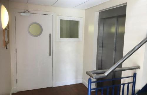 Holyrood Park Apartment - Photo 37