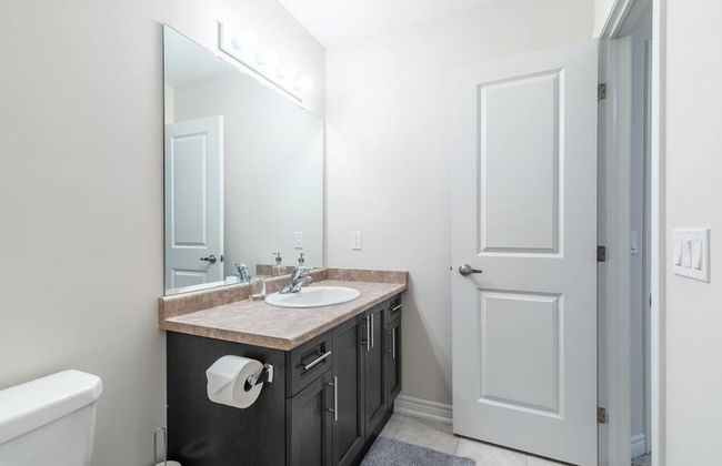 3BR 2 5BA Townhome 1 min to the Beach BBQ Parking - Foto 77