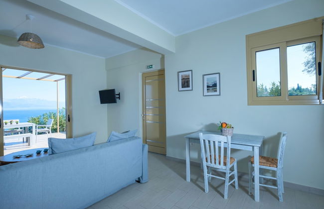 Hilltop Residences - Photo 17