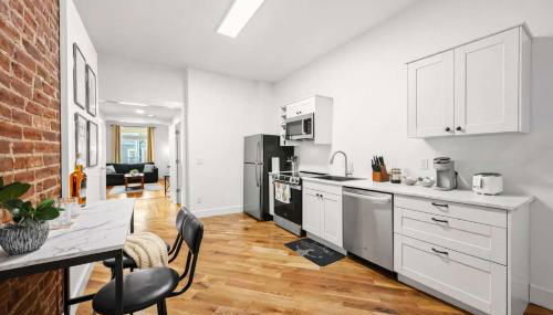 Cozy 1st-Floor Flat 2BR Backyard Free Parking - Foto 4