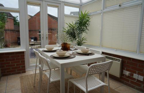 Spacious 5 Bed in Oxfordshire - Foto 3