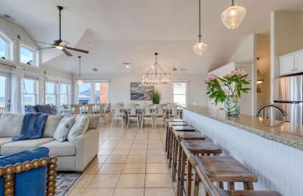 Sleeps 28 Beachfront w/ Pool, Hot Tub, Game Room Atlantic Watch by Avantstay - Foto 28