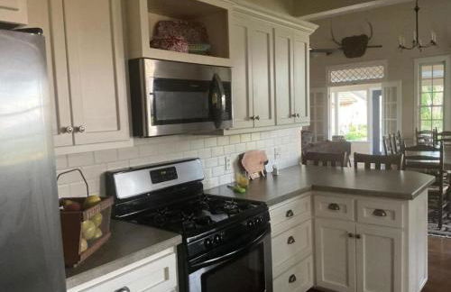 Secluded Country Cabin Rental with Beautiful Garden Space near Fayetteville, Arkansas - Foto 22