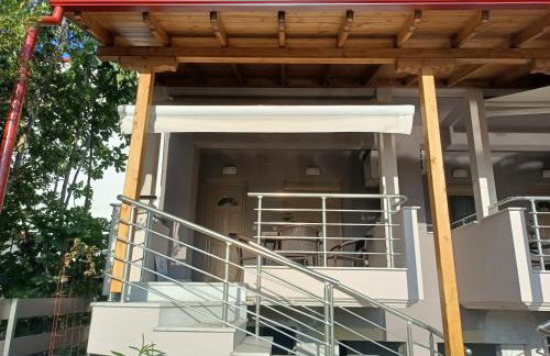 FREDDY'S PLACE - Photo 16