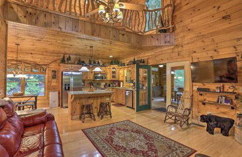 Cherry Lake Lodge with Hot Tub, Fire Pit and Game Room - Foto 5