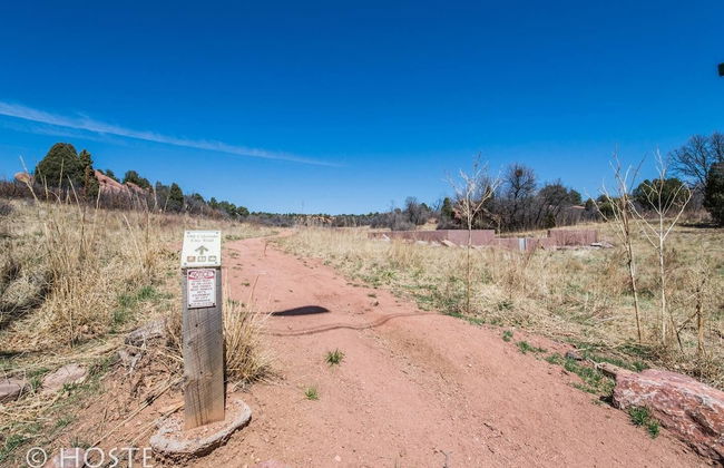 Mtn Dream! Fireplace, Patio & Hot Tub 4BR - Photo 30