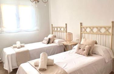 Majestic Flats - Photo 17