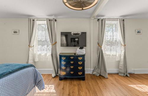 Coastal Victorian Home Walk to Downtown - Foto 20