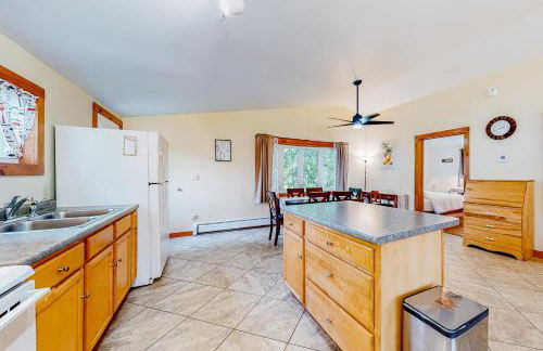 Sherry Road Retreat - Photo 12