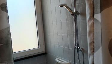 Ilgattonero - Foto 2, Shower