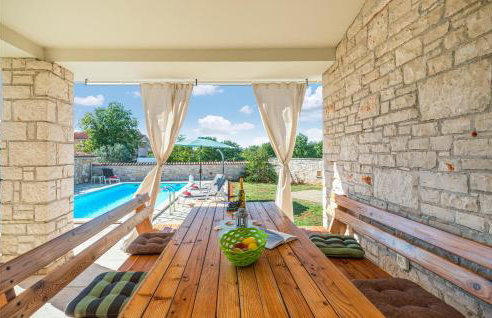 Four-Bedroom Holiday Home In Golubovo - Foto 12