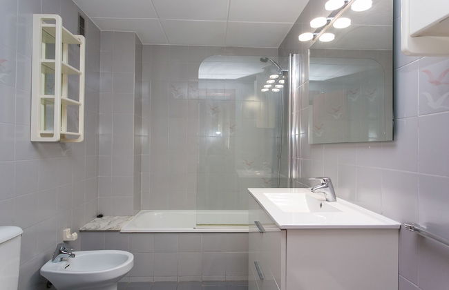 Awesome Apartment With Amazing Terrace - Photo 30